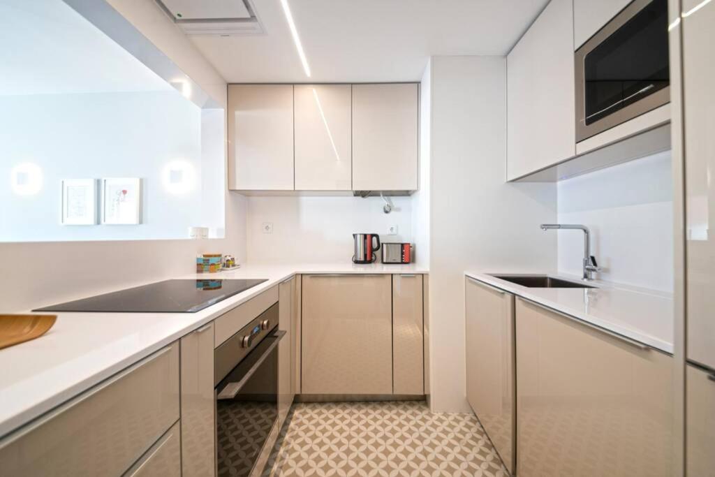 Av. Da Liberdade Comfortable Apt With Balcony Лісабон Екстер'єр фото
